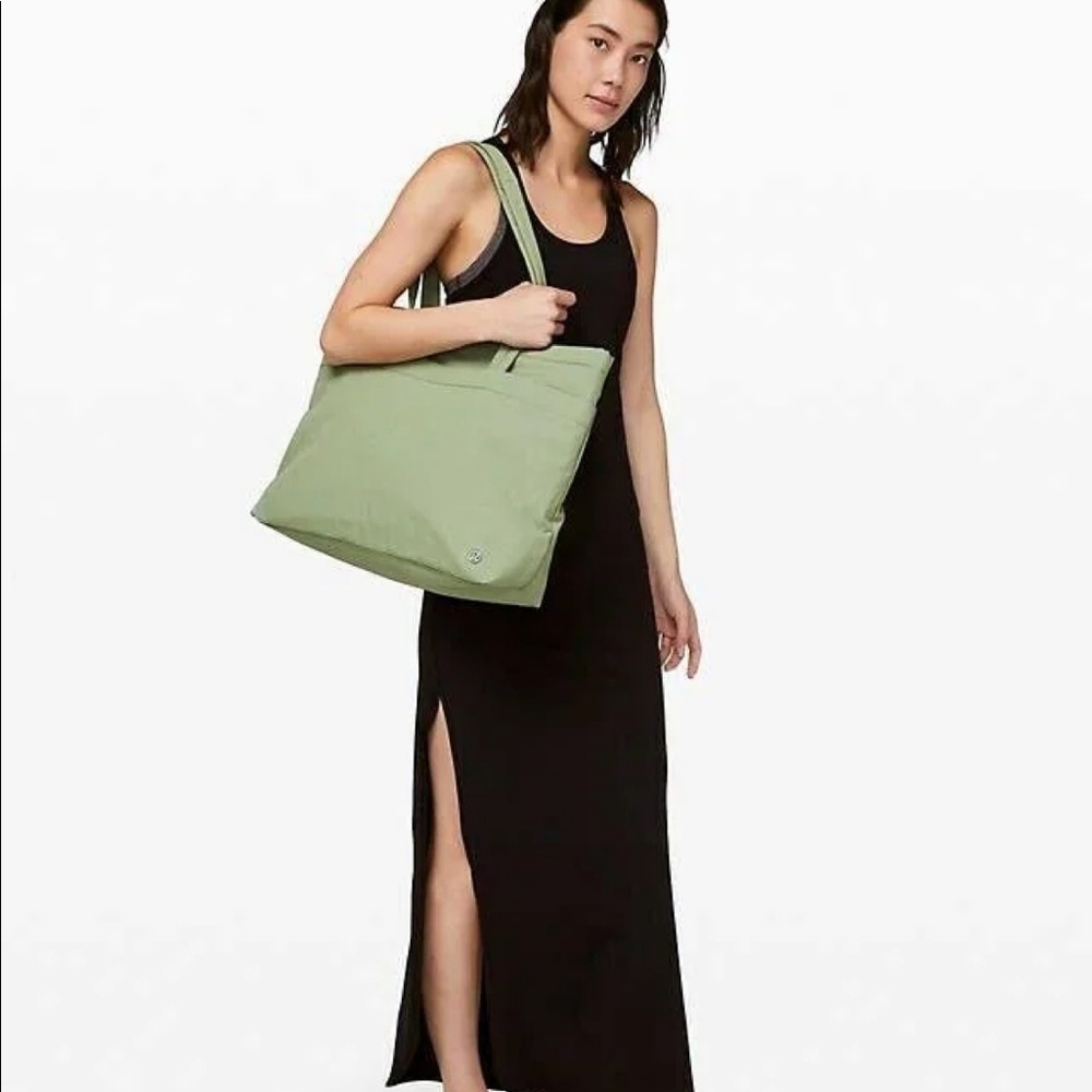 Lululemon On My Level Tote Bag